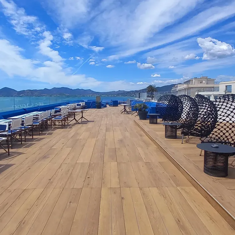 Rooftop Hotel Radisson Blu – Cannes, Frankreich
